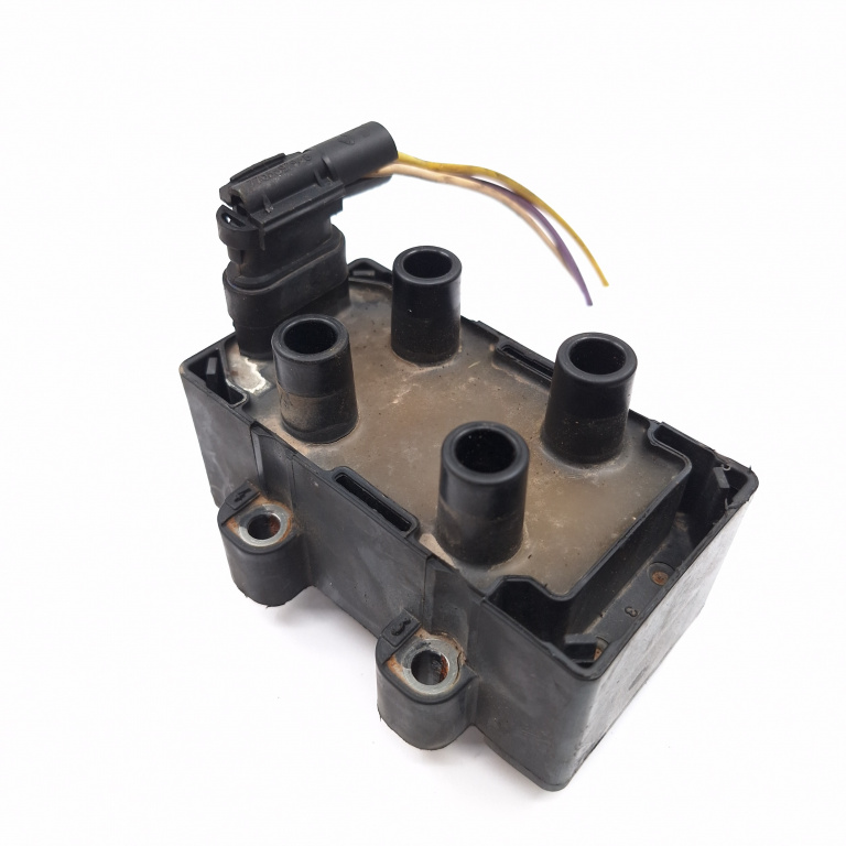 Bobina Dacia Solenza 2003-2005 1.4 K7J 710 Benzina 7700873701, 77 00 873 701, 7700274008, 77 00 274 008, 2526151A, 2 526 151 A Sagem