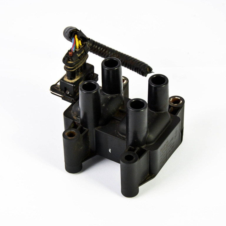 Bobina Dr Dr1 2009-2014 1.3 I Sqr473 Benzina F01R00A036 Bosch
