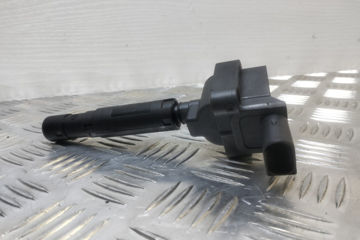 Bobina inducție a0001502980 Mercedes-Benz C-Class W203/S203/CL203 [2000 - 2004]