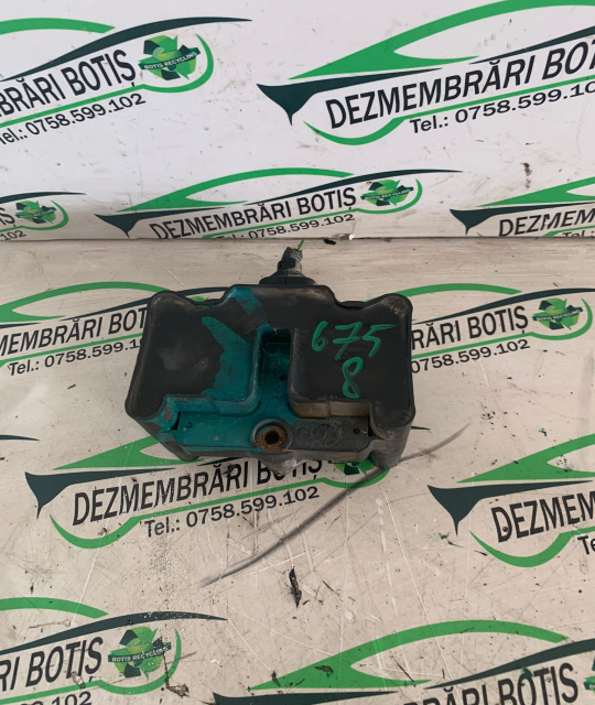 Bobina inductie 032 905 106B Volkswagen VW Polo 3 6N [1994 - 2001] Hatchback 5-usi 1.4 MT (60 hp)