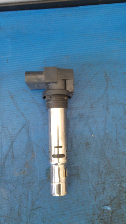 Bobina inductie 1.2 b 1.4 b vw polo 9n audi a3 8l skoda fabia 1 r0401s00400