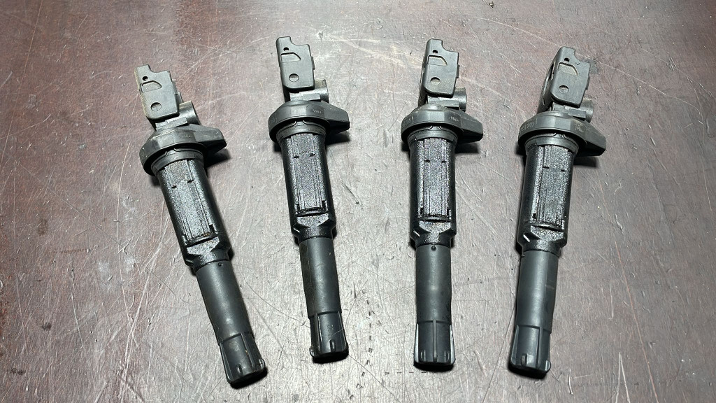 Bobina inductie cod 7551260 pentru BMW seria 1 , 2 , 3 , 5 , 7 , X3 , X5 , Z3