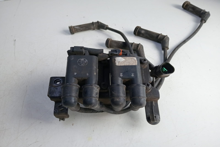 Bobina inductie cu fise bujii Hyundai Getz [2002 - 2005]