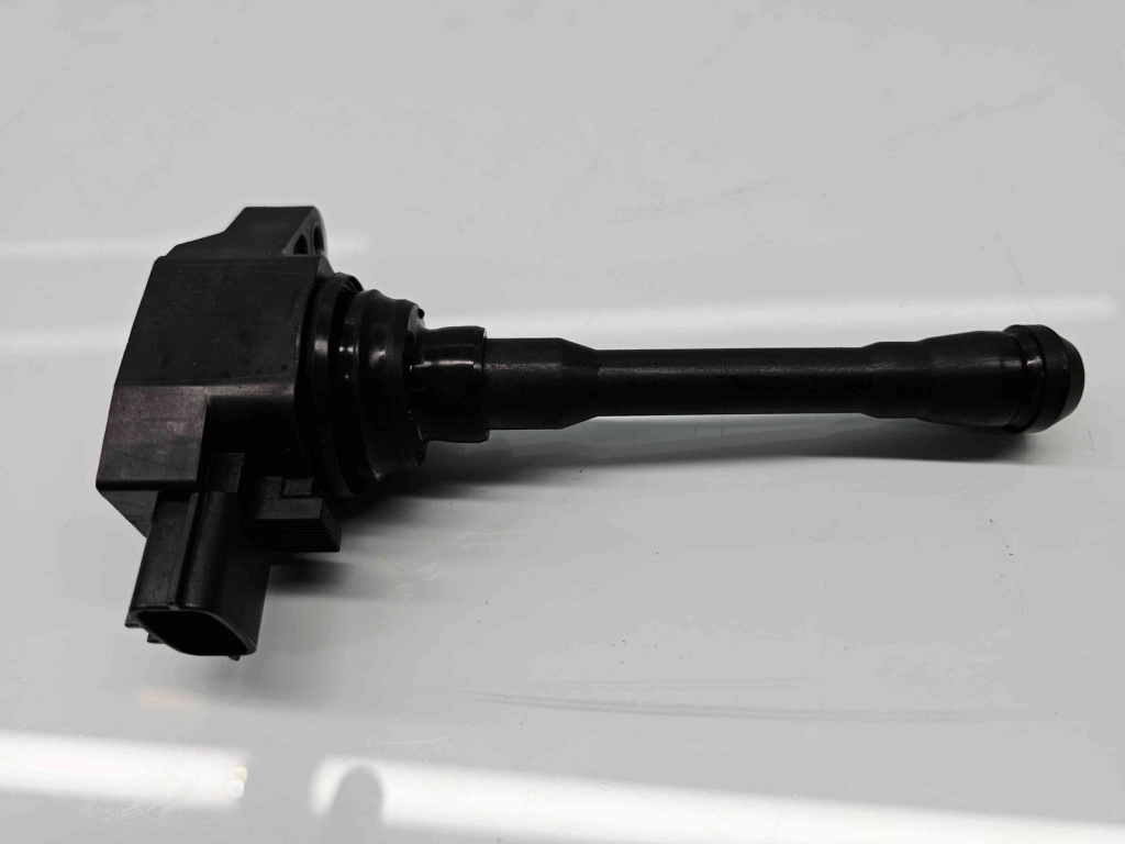 Bobina inductie Dacia Sandero 2 [Fabr 2012-2020] 224330437R 1.0 B B4D-411 54KW / 74CP