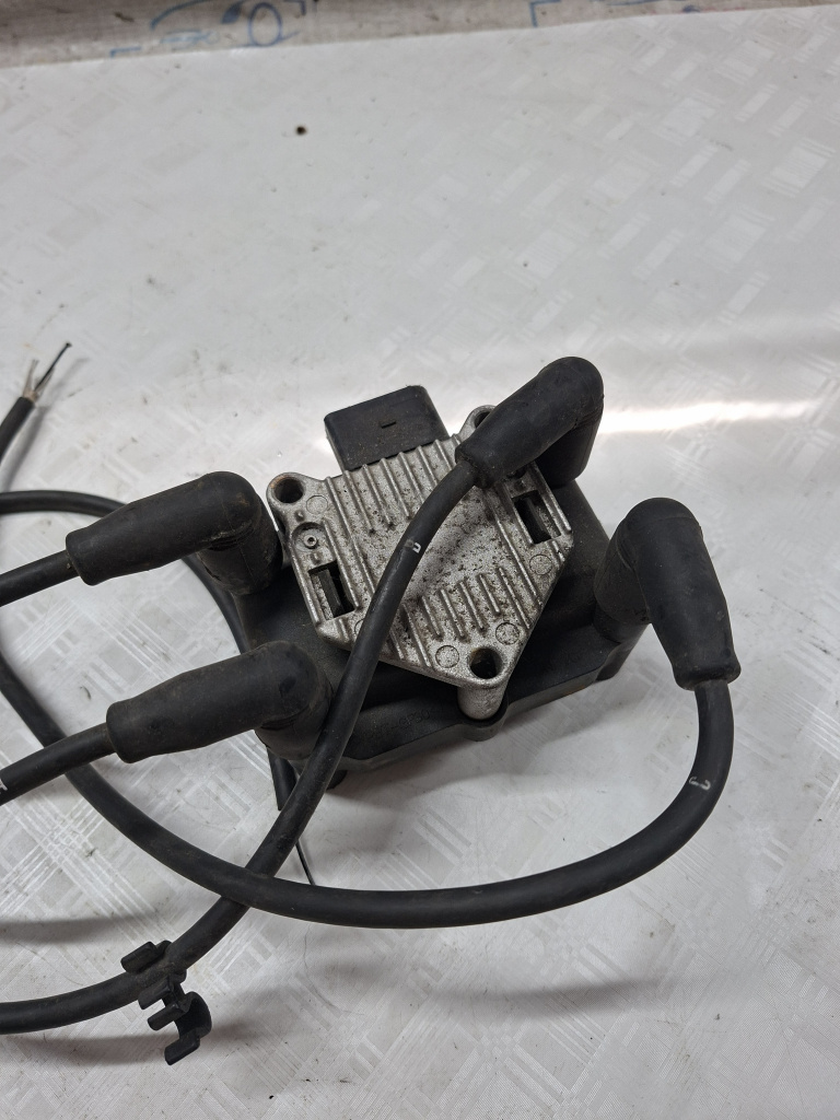 Bobina inductie Skoda Yeti - Benzina 2012, 06B905106A