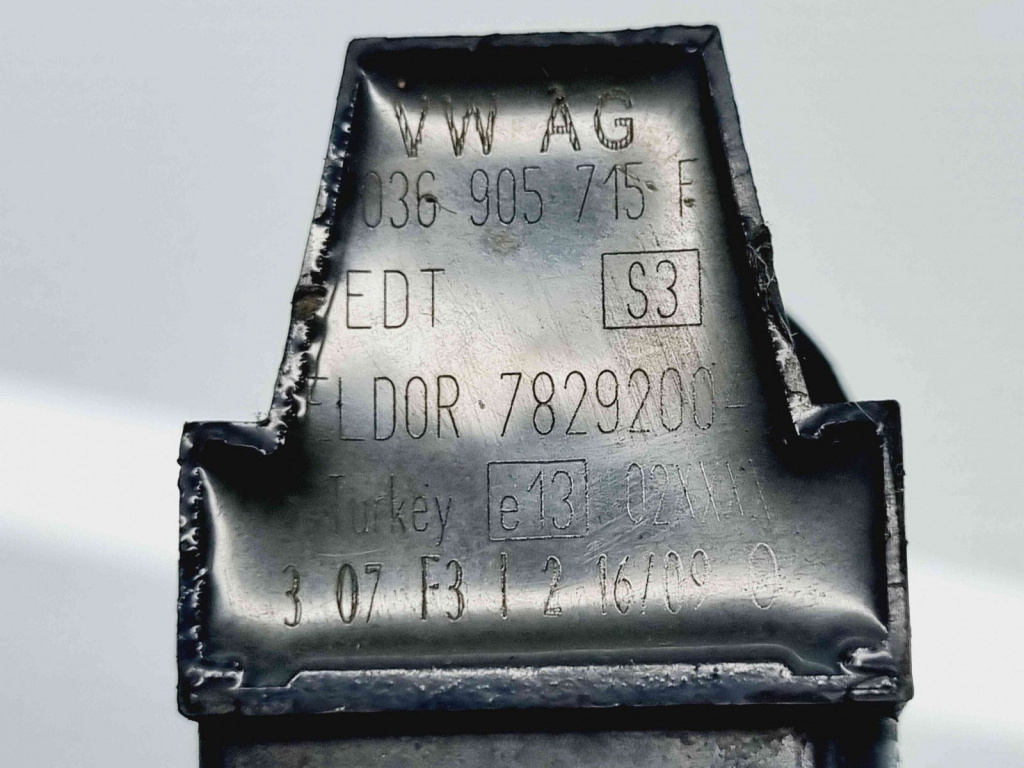 Bobina inductie Volkswagen Golf 6 (5K1) [Fabr 2009-2013] 036905715F 1.4 Benz CAXA 90KW / 122CP 1.4 Benz CAXA 90KW / 122CP