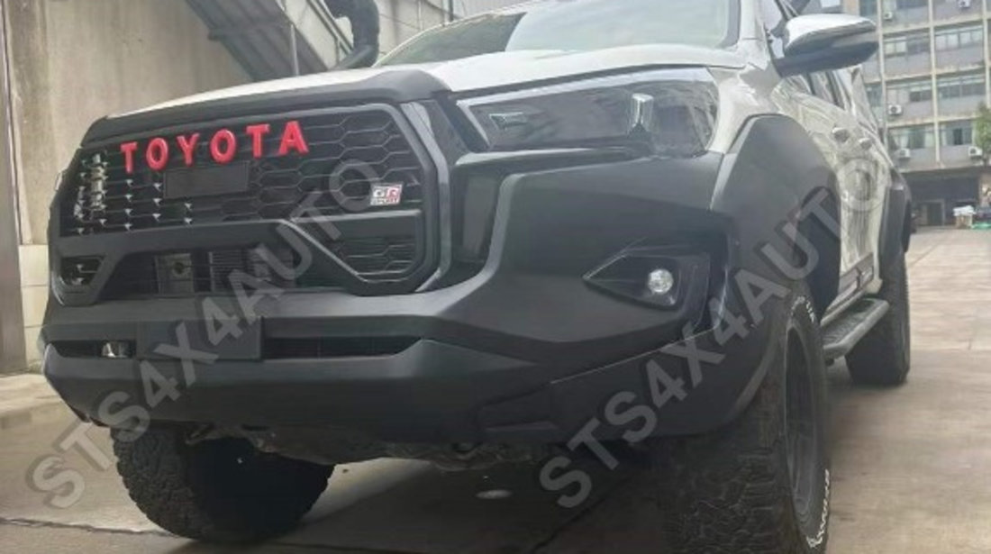 Body kit TOYOTA HILUX REVO 2021-2023 [GR LOOK]