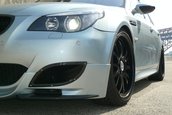 Bodykit din fibra de carbon pentru BMW M5