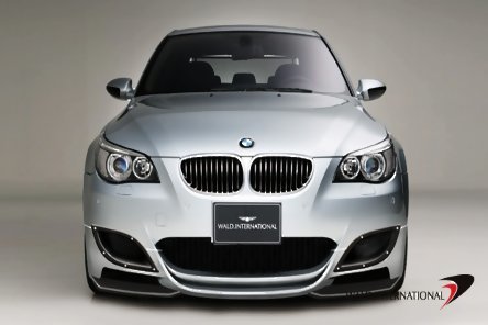 Bodykit din fibra de carbon pentru BMW M5