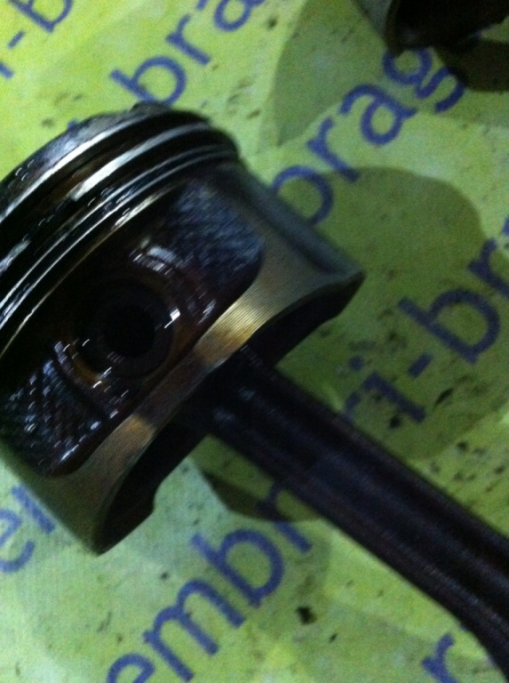 Bolt piston Volkswagen VW Bora [1998 - 2005] Sedan 1.6 16V MT (105 hp) (1J2) 16V