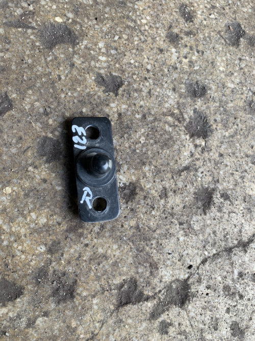 Bolt usa culisanta dreapta Peugeot Partner [facelift] [2002 - 2012] Minivan Combispace (5F) (DW10TD)