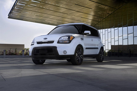 Boo-Hoo: Kia lanseaza Soul Ghost