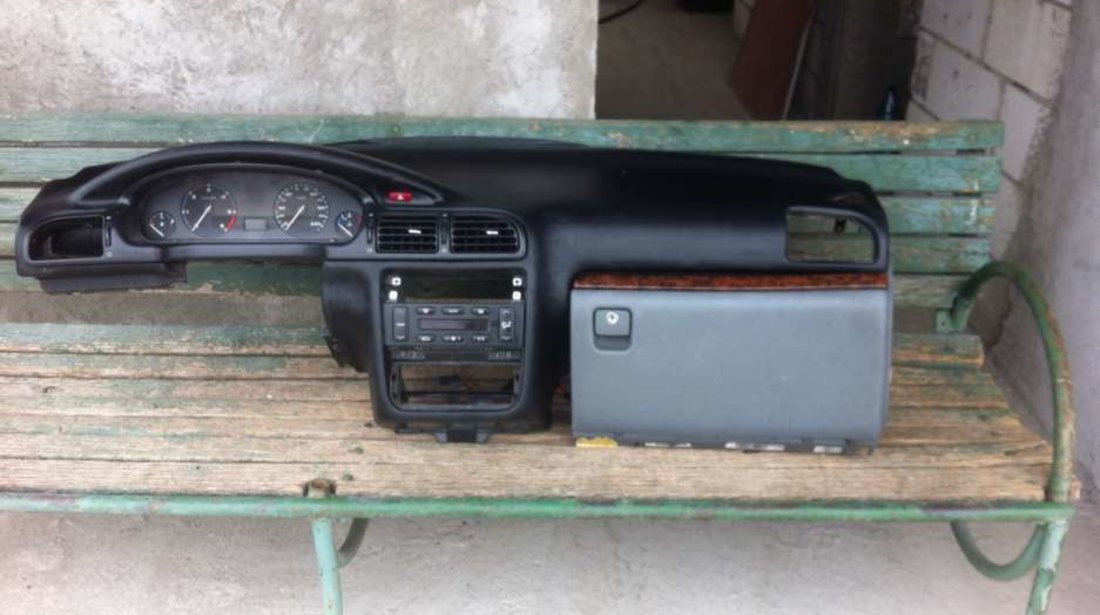 Bord Peugeot 406 an 2002