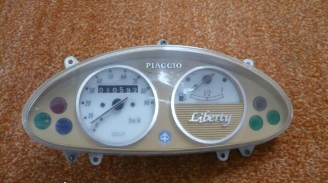 Bord Piaggio Liberty 49 125 cc