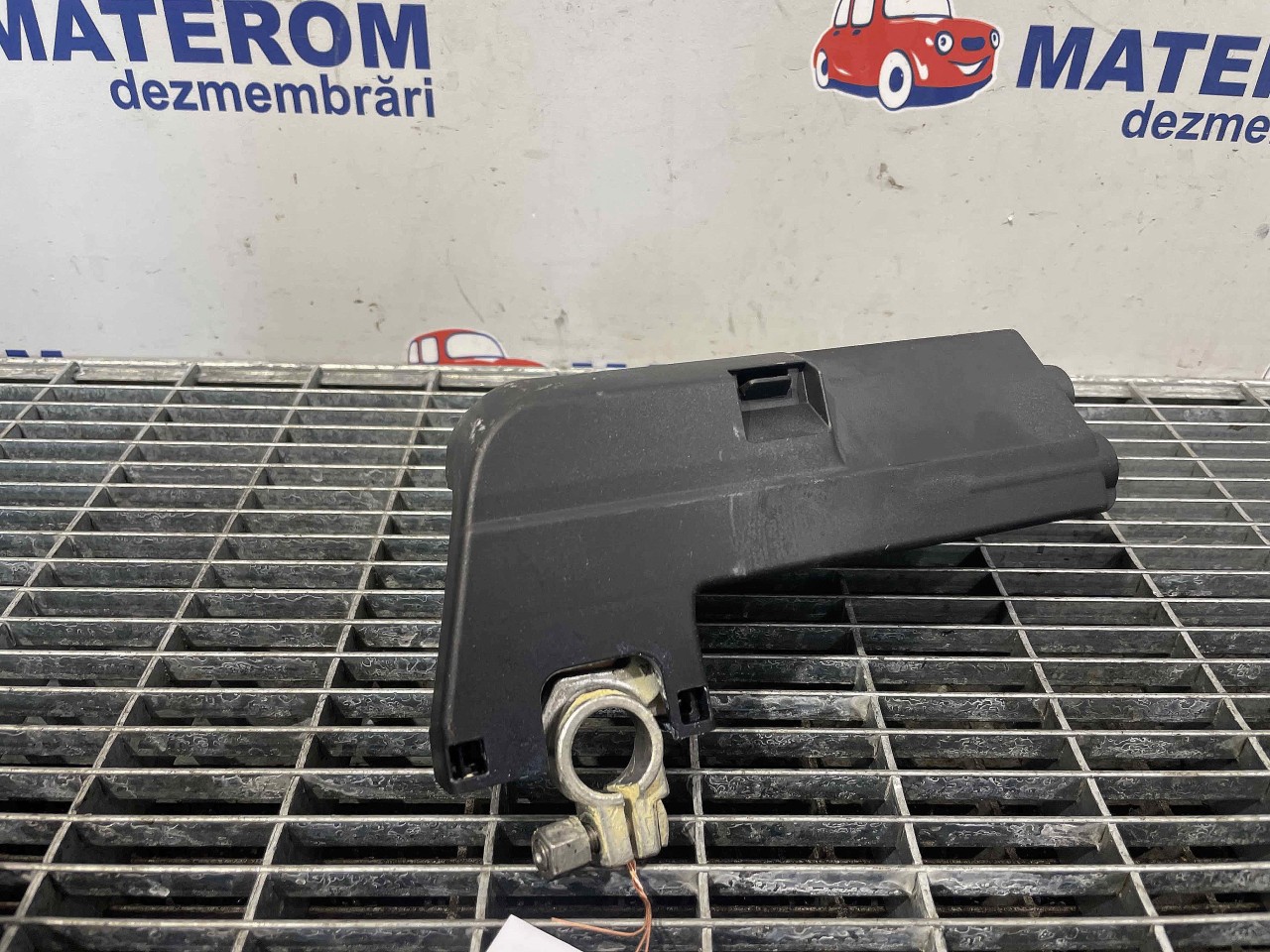 BORNA ACUMULATOR AUDI A4 2.0 TDI - (2015 2018)