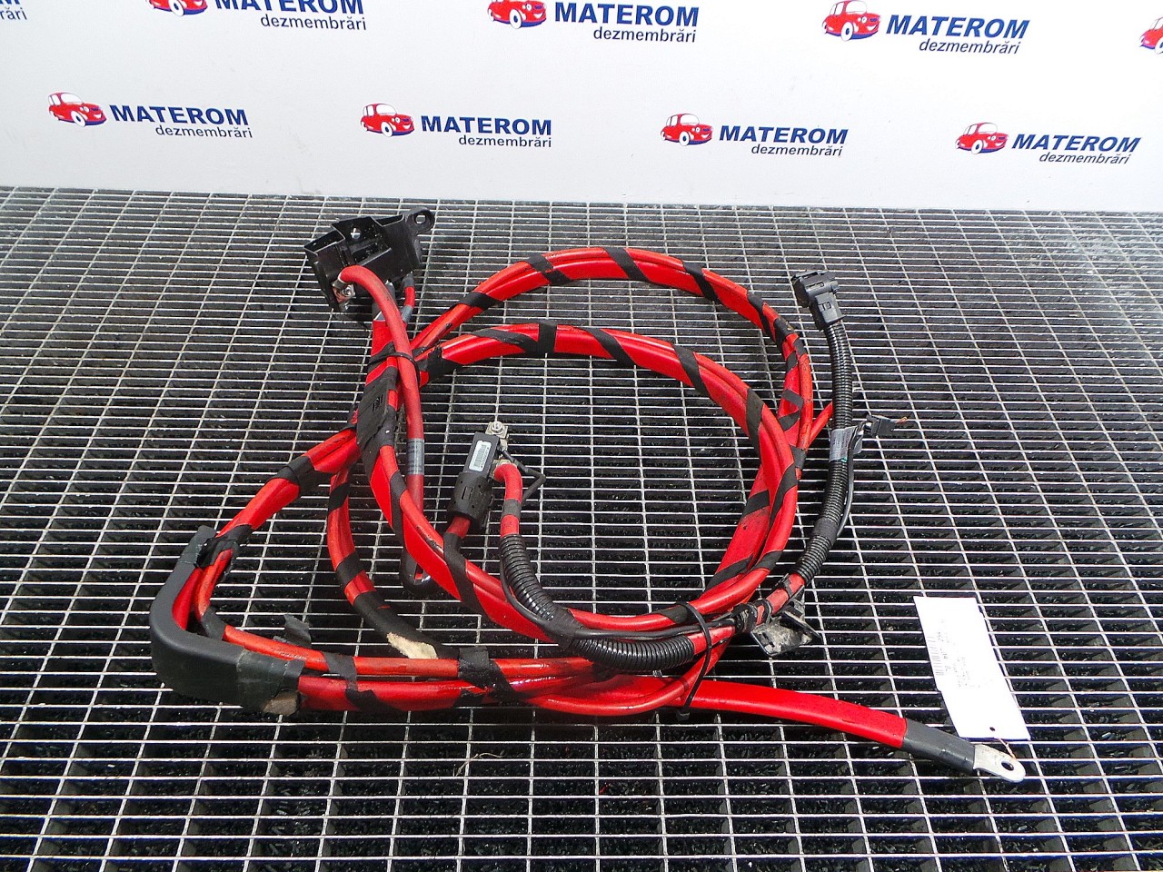 BORNA ACUMULATOR BMW SERIA 7 E 65 3.0 D - (2005 2008)