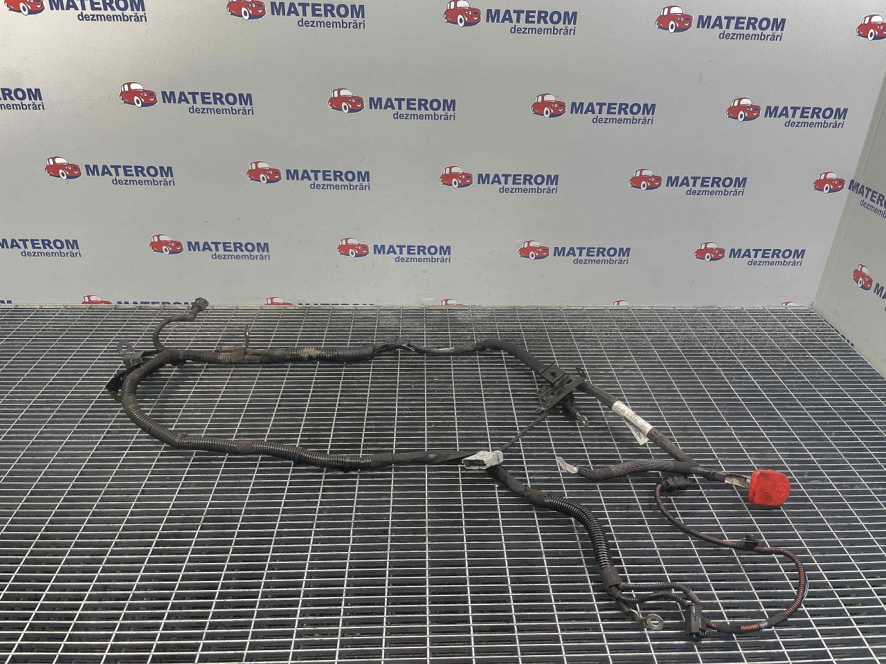 BORNA ACUMULATOR CITROEN C4 PICASSO 1.6 HDI - (2013 2018)