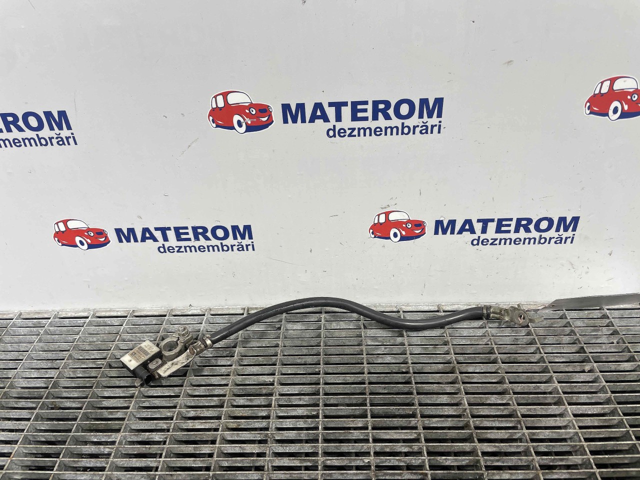 BORNA ACUMULATOR FORD KUGA 2.0 TDCI - (2012 2019)