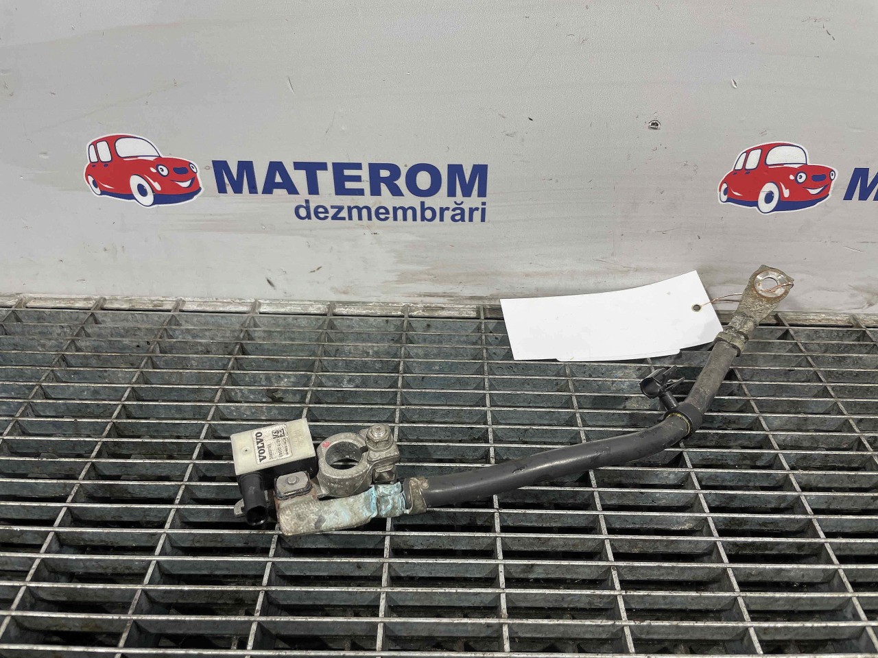 BORNA ACUMULATOR VOLVO V60 2.0 D - (2014 2018)
