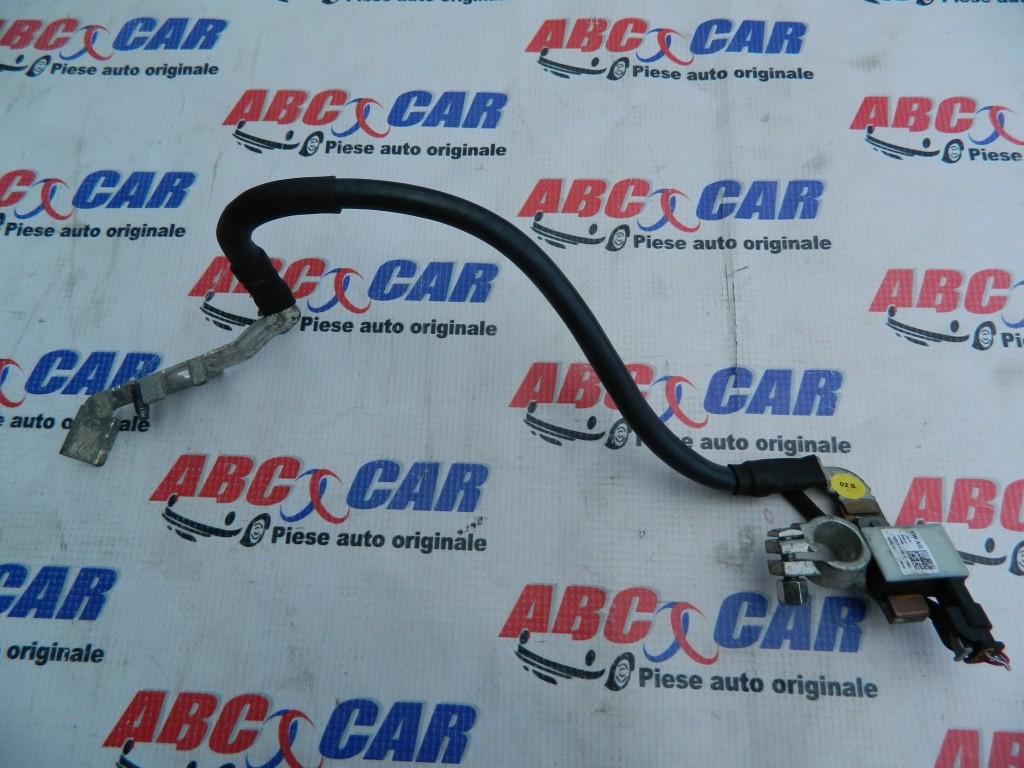 Borna bateria Audi A3 8V 2.0 TDI cod: 5Q0915181C model 2014