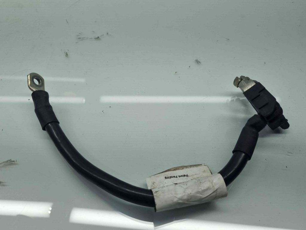 Borna baterie (-) AUDI A5 (8T3) [Fabr 2007-2015] 8X0915181
