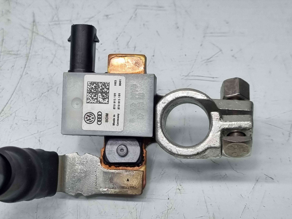 Borna baterie (-) Audi A6 (4G2, C7) [Fabr 2012-2017] 8T0915181