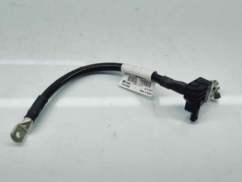 Borna baterie (-) Audi A6 (4G2, C7) S-line [Fabr 2012-2017] 8X0915181