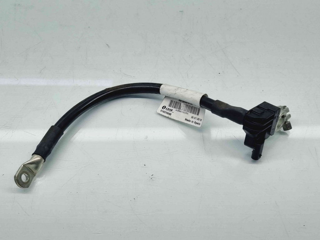 Borna baterie (-) Audi A6 (4G2, C7) S-line [Fabr 2012-2017] 8X0915181