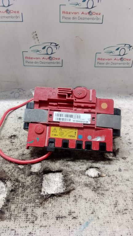 Borna baterie Ford Focus 2 2010, 694291208
