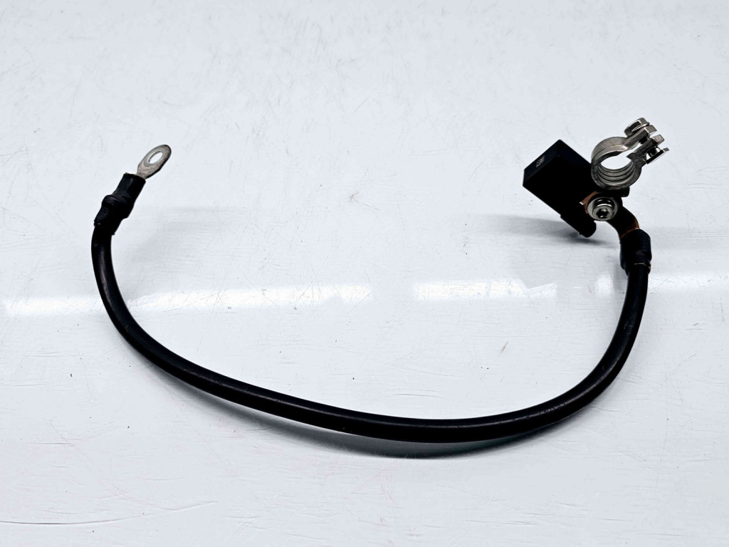 Borna baterie (-) Mercedes Clasa E (W212) AMG [Fabr 2009-2016] A0009050254