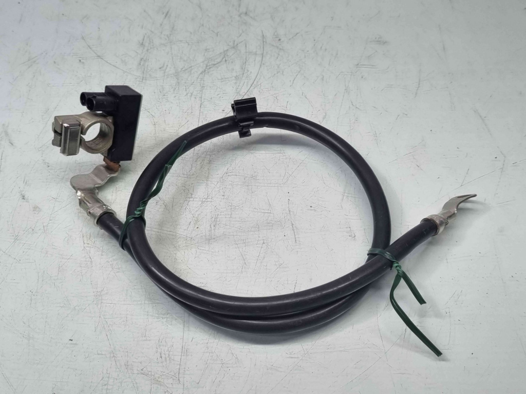 Borna baterie (-) Mercedes Clasa ML (W166) [Fabr 2011-2022] A1665420518