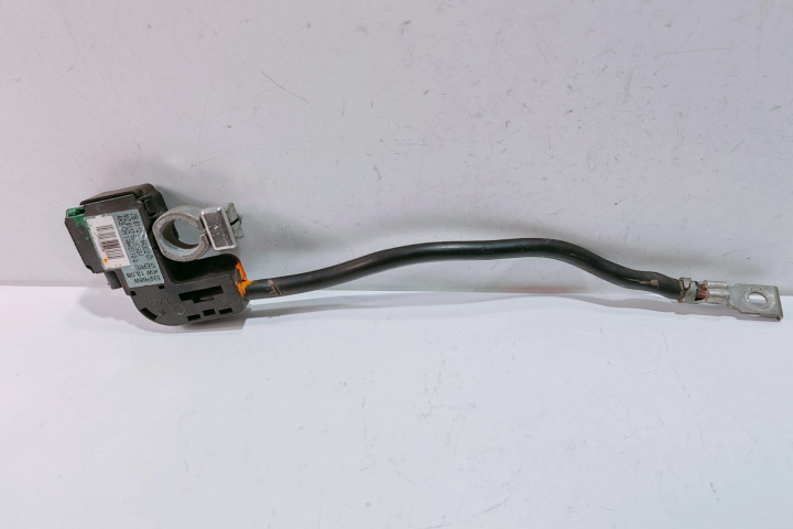 Borna baterie minus 6112916435201 BMW Seria 3 E90/E91/E92/E93 [facelift] [2008 - 2013]