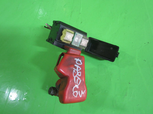 BORNA BATERIE PLUS CU PANOU SIGURANTE MITSUBISHI PAJERO III 3.2 DI-D 4X4 FAB. 1999 – 2007 ⭐⭐...