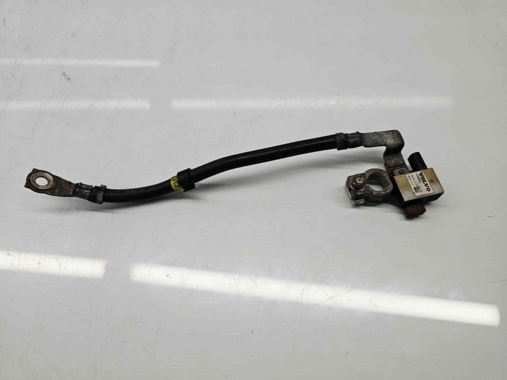 Borna baterie (-) Volvo XC60 [Fabr 2008-2017] 30659783