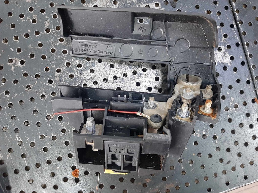 Borna capsa pirotehnica baterie audi a4 b8 a6 4f 4f0915519