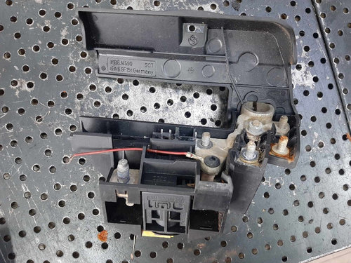 Borna capsa pirotehnica baterie audi a4 b8 a6 4f 4f0915519