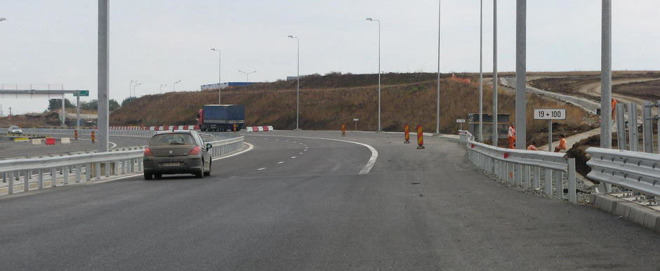 Borna ineficientei. Cum se prezinta peisajul de pe autostrazile Romaniei Borna ineficientei. Cum se prezinta peisajul de pe autostrazile Romaniei