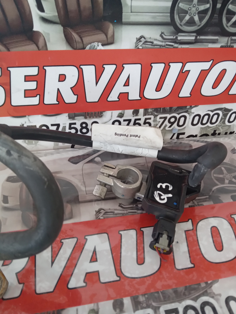 Borna minus Audi Q3 (2011-2017) [8U] 2.0 Motorina 2012, 1K0915181H