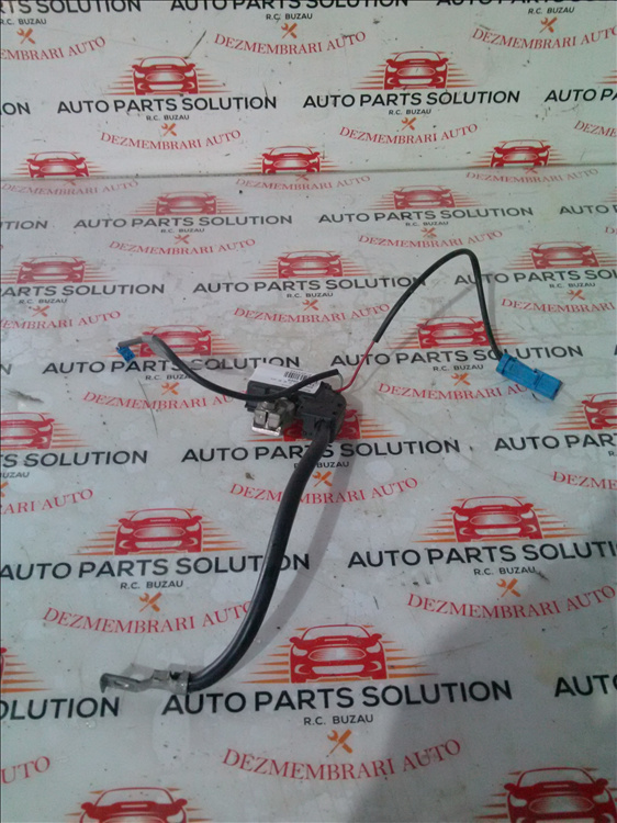 Borna minus BMW E90 2.0 D an fabr. 2009