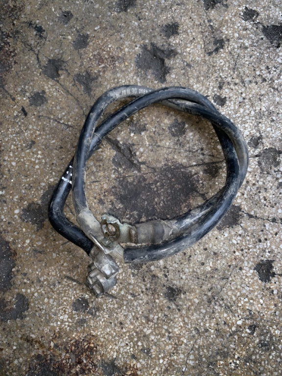 Borna minus Skoda Octavia [1996 - 2000] Liftback 5-usi 1.6 MT (75 hp) (1U2) 8V