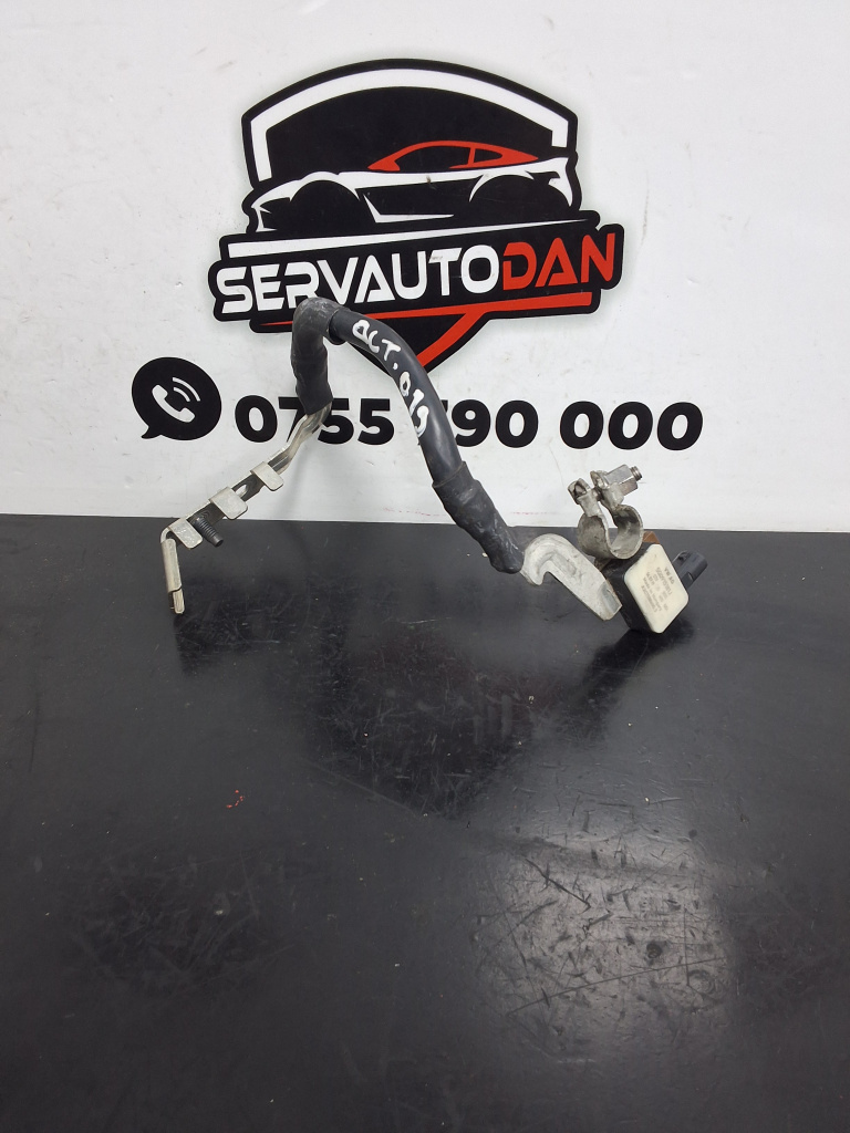 Borna minus Skoda Octavia 3 facelift (2017-2019) 2.0 Motorina 2019, 5Q0915181J