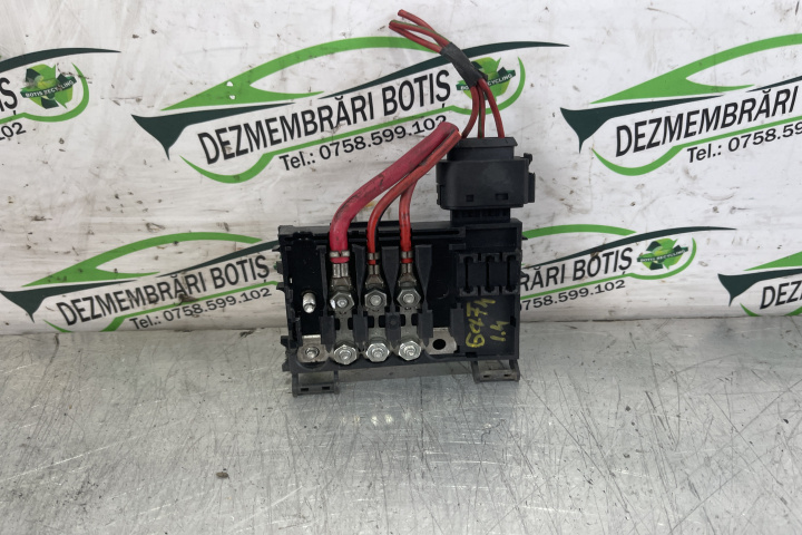 Borna plus 1J0937773 / 1 J0 937 773 Volkswagen VW Golf 4 [1997 - 2006] Hatchback 5-usi 1.4 MT (75 hp)