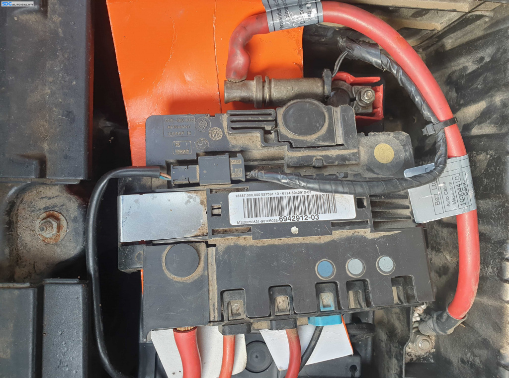 Borna Plus Acumulator Baterie Panou Tablou Relee Sigurante BMW Seria 1 E81 E82 E87 E88 2004 - 2011 Cod 6942912 694291203 [K4603]