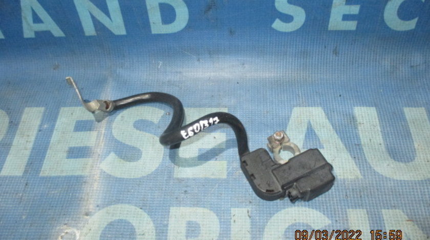 Borne BMW E60 525d; 9132249 (minus)