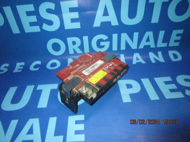 Borne BMW E90 318d M47D20; 6936653 (plus)