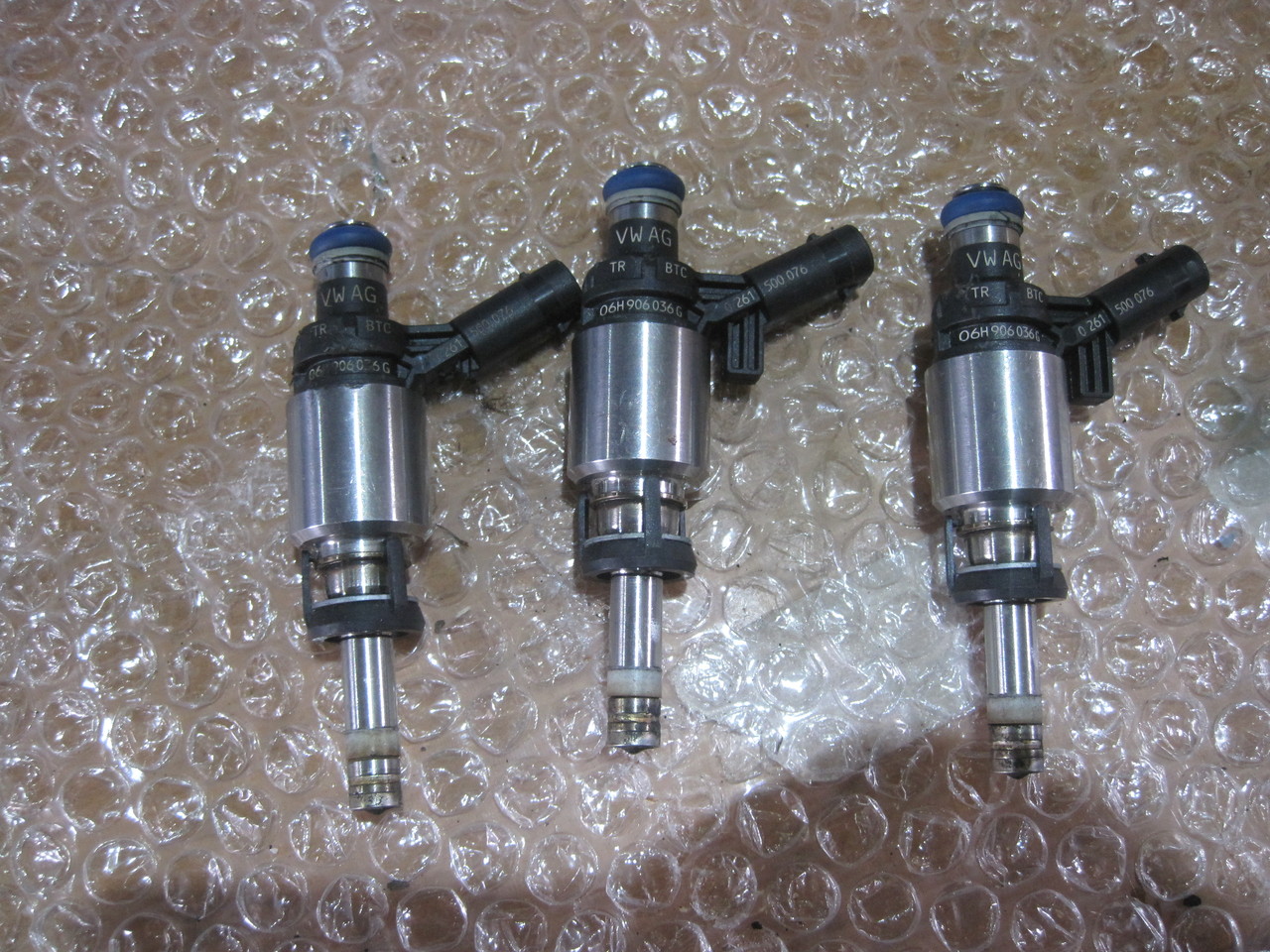 Bosch Fuel Injector for 2.0T TSI for VW Audi 06H906036P