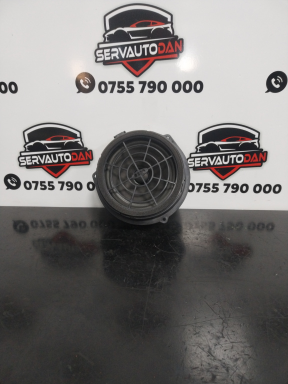 Boxa Audi Q3 (2011-2017) [8U] 2.0 Motorina 2015, 8R0035411 / DREAPTA SPATE