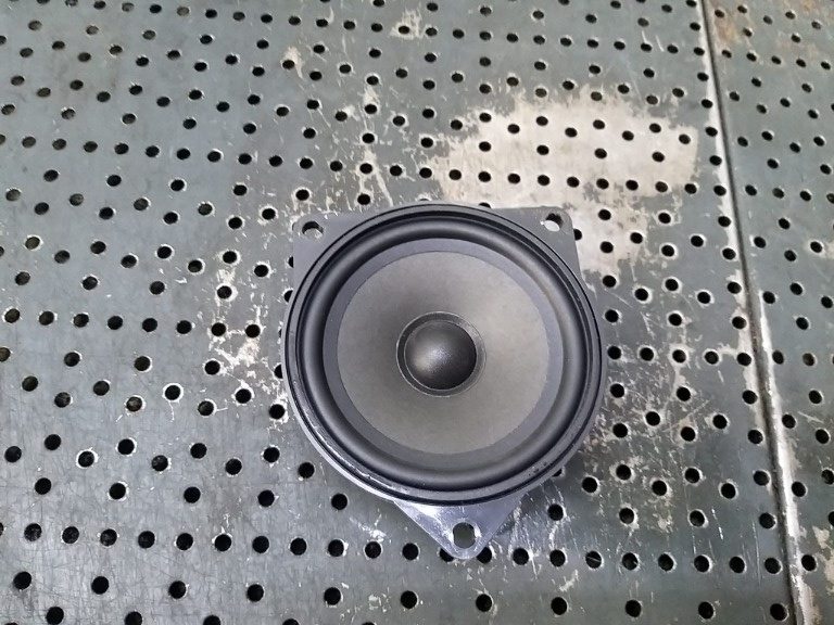 Boxa audio bmw seria 3 e90 6513914149401 18820010