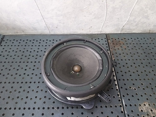 Boxa audio dreapta fata audi a3 8p 8e0035411a