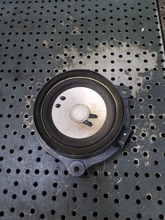 Boxa audio dreapta fata audi a6 c6 4f 1922295001